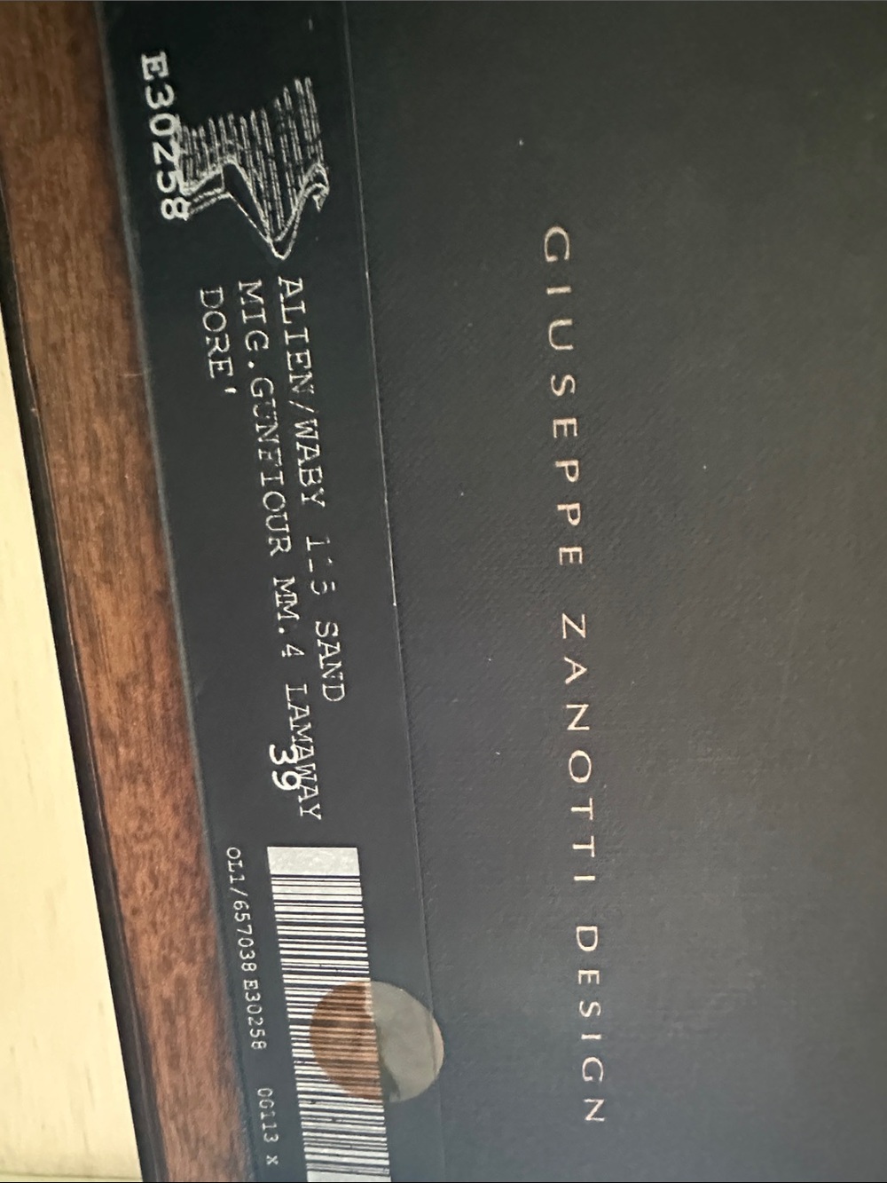 Giuseppe Zanotti Gold Strappy Heels 39 New in Box - Picture 3 of 6